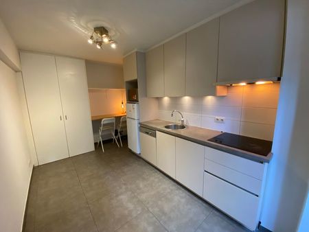 st jacobsplein - 35 m² avec living/cuis équ+chambre+sdb