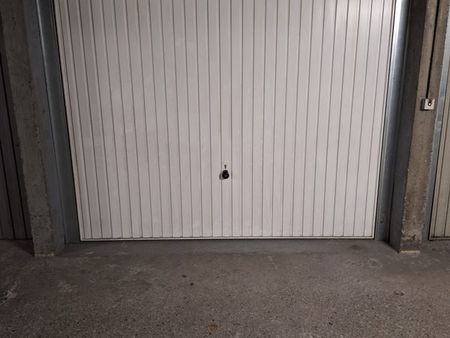 garage 15 m2 à louer