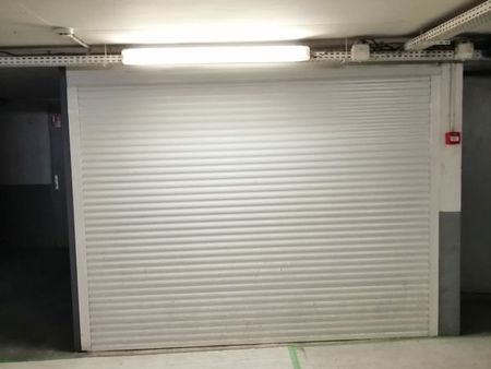 garage fermeture par volet roulant électrique