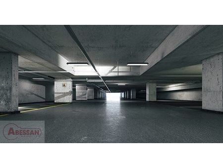 parking/box 1 pièce 350 m²