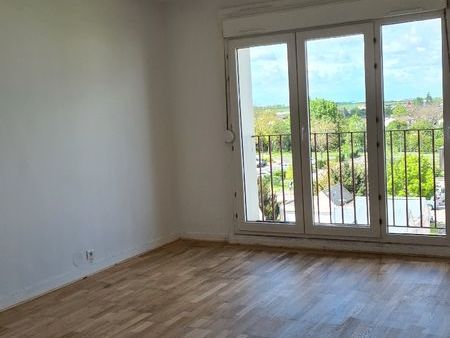 grand appartement type f2