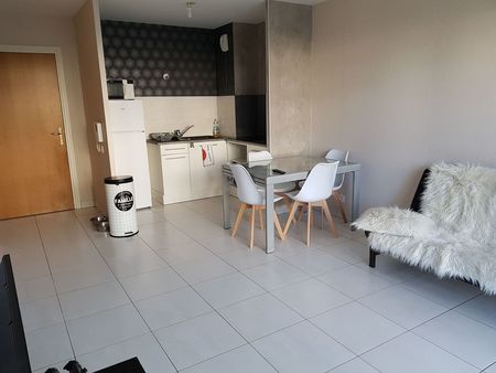appartement 2 pièces 39 m² rch