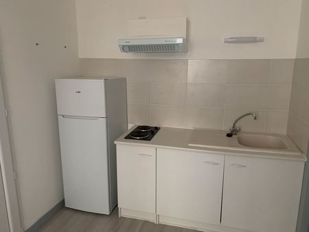 charmant appartement t2 meublé 25 m2 avec machine à laver