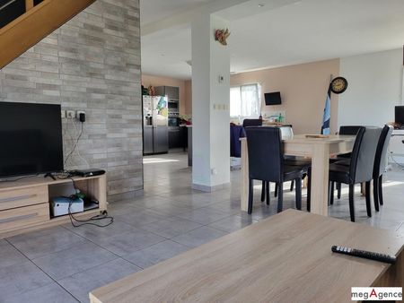 maison 8 pièces 195 m²