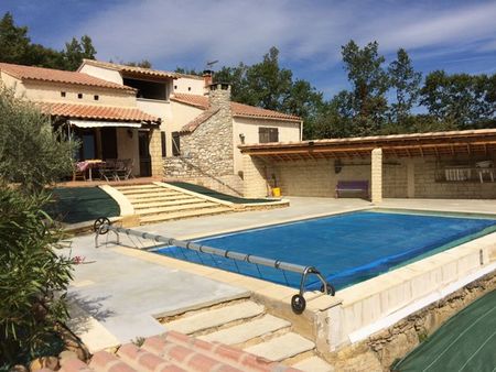 maison 130m² avec piscine