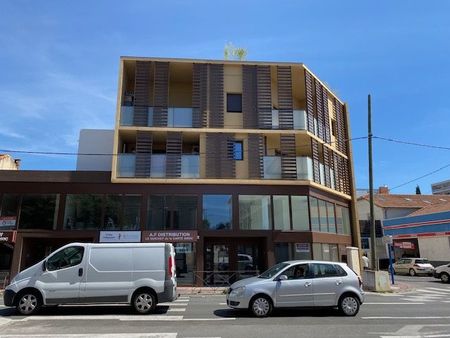 local commercial 31 m² montpellier