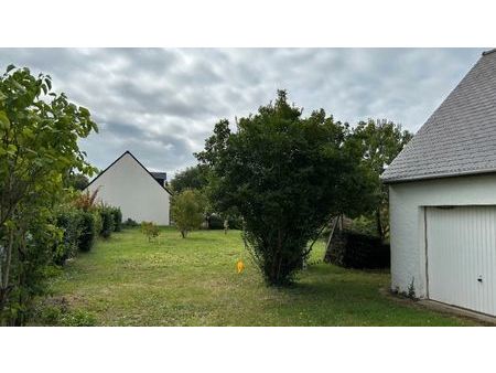 terrain 570 m² monts