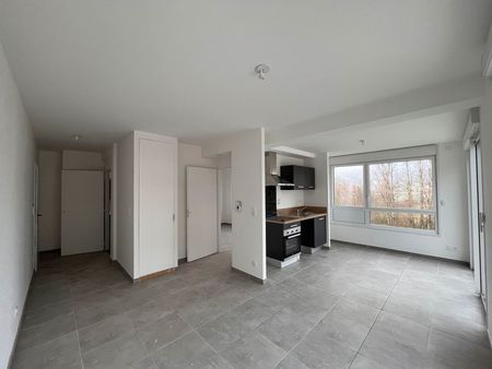 appartement de 42 m2 avec terrasse de 34 m2 et garage