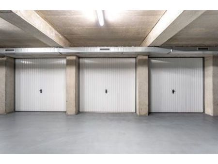 garage fermé - terrasses de bodiccione