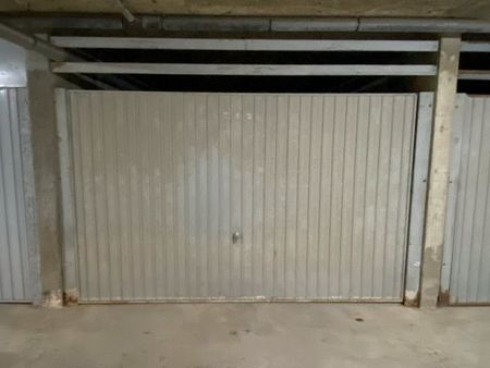 garage privatif en sous sol
