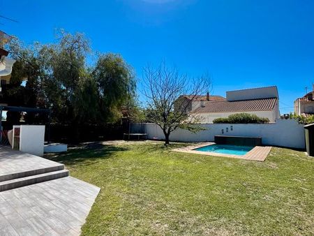 maison plain-pied de 95m² avec piscine et jardin exposé plein sud