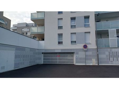 parking intérieur 12 m² rue simone de beauvoir à lingolsheim aux tanneries