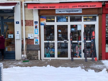 commerce skis  cycles biens d'occasions en montagne proche de clermont ferrand
