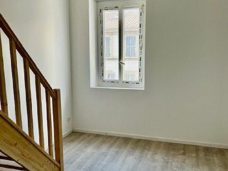 appartement marseille 10 40 m² t-3 à vendre  120 000 €