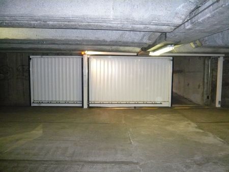 loue garage box parking