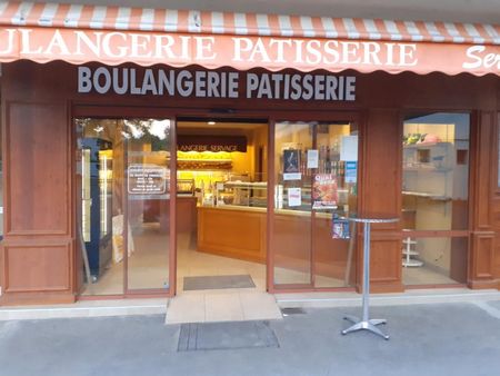 commerce boulangerie  pâtisserie 100 m²