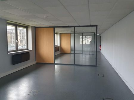 bureau 603 m²