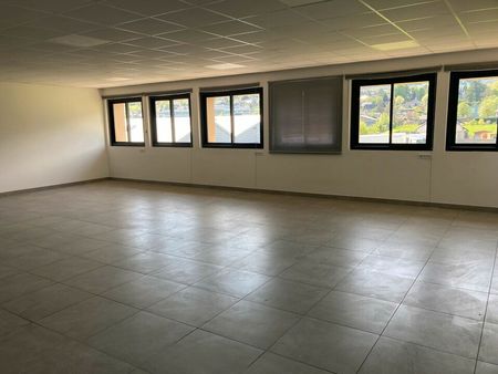bureaux 335 m²