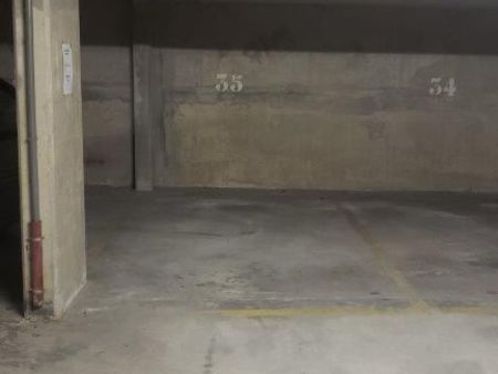 parking auto/moto sous sol securise