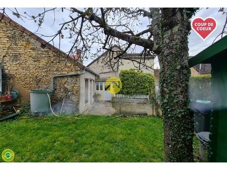 vente maison 8 pièces 80 m²