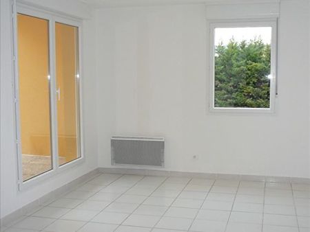 appartement salon de provence - 1 pièce(s) - 32 m2