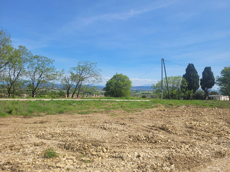 terrain libre constructeur - 800m du centre de bourg-saint-andeol - 445m2