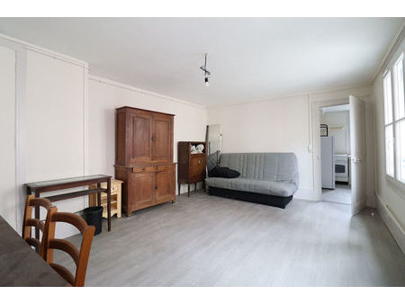 location appartement 1 pièces 35m2 châlons-en-champagne 51000 - 375 € - surface privée
