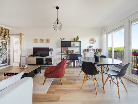 appartement castelginest 75.5 m² t-4 à vendre  159 000 €