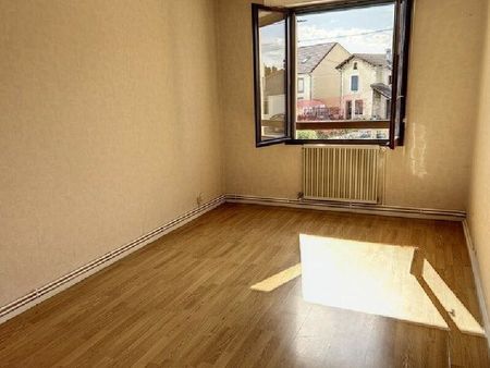 location appartement  m² t-1 à neufchâteau  370 €