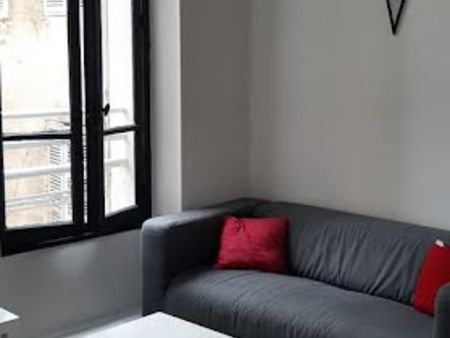 location meublée appartement 1 pièce 33 m²