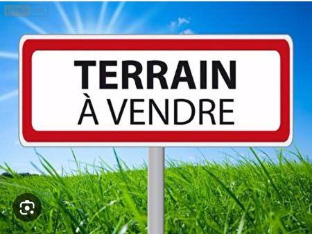 terrain de 600 m2