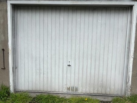 à louer garage fermé 12 m² – 60 € |metz