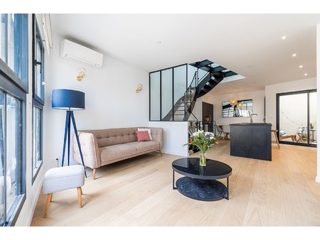 maison de luxe à vendre dans le quartier hôtel de ville-quinconce-saint seurin-fondaudège