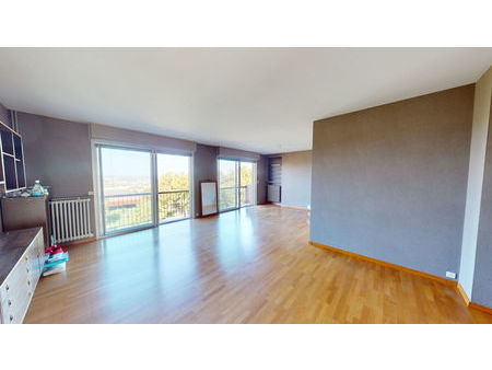 location appartement 3 pièces 98m2 rodez 12000 - 1198 € - surface privée