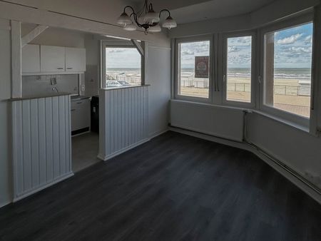 appartement avec deux chambres avec vue mer