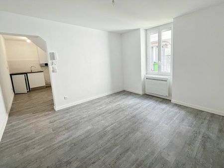 location appartement  21 m² t-1 à orléans  430 €