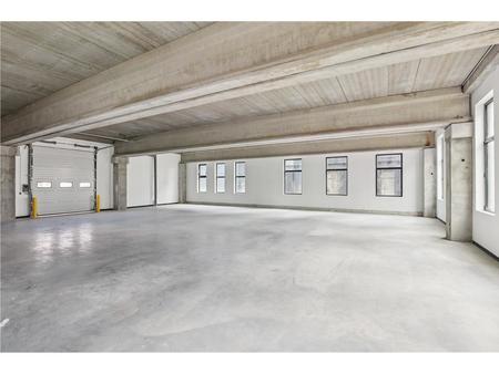 location d'entrepôt de 900 m² à nanterre - 92000