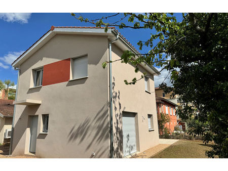 location maison 5 pièces 110 m² villefranche-sur-saône (69400)