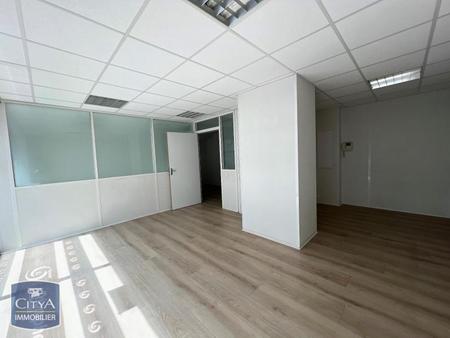 local commercial   42.61m² ges45080209-894