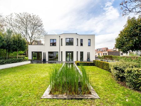 huis te huur in schaarbeek met 3 slaapkamers