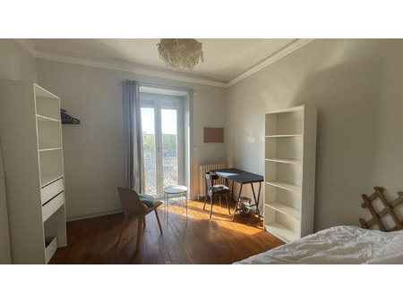 chambre 14m2 - tramway observatoire