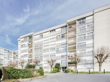 appartement clichy-sous-bois 72.23 m² t-3 à vendre  162 000 €