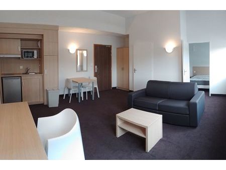 t2 neuf - résidence etudiante - 40 m² meublé - toutes charges comprises - chambray-lès-tou