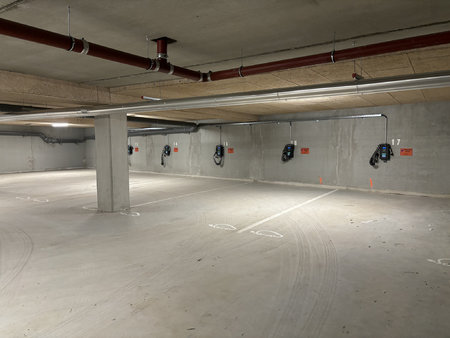 place de parking en sous-sol saint-louis centre ville