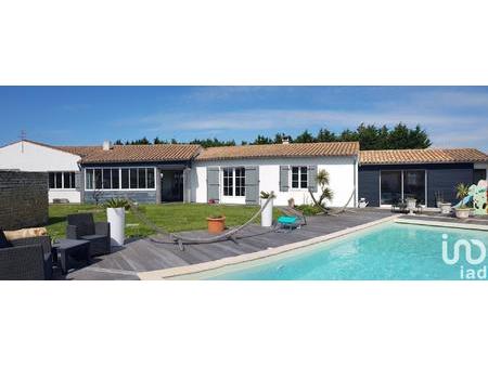 vente maison piscine à saint-clément-des-baleines (17590) : à vendre piscine / 242m² saint