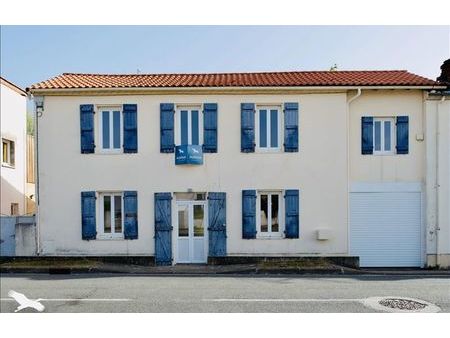 vente maison 5 pièces 134 m² villeneuve-de-marsan (40190)