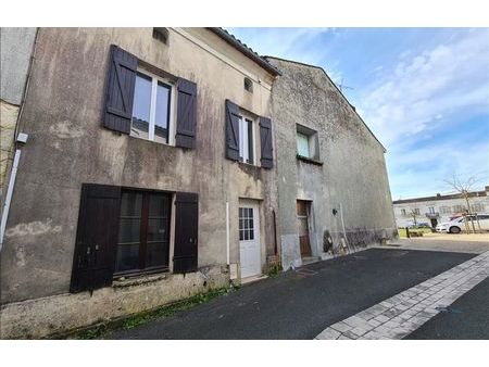 vente maison 6 pièces 113 m² montlieu-la-garde (17210)