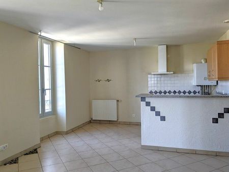 location appartement  51.8 m² t-3 à terrasson-lavilledieu  490 €