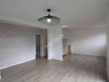location appartement 5 pièces 78 m² tinqueux (51430)