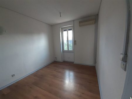 location appartement 2 pièces 25.38 m²